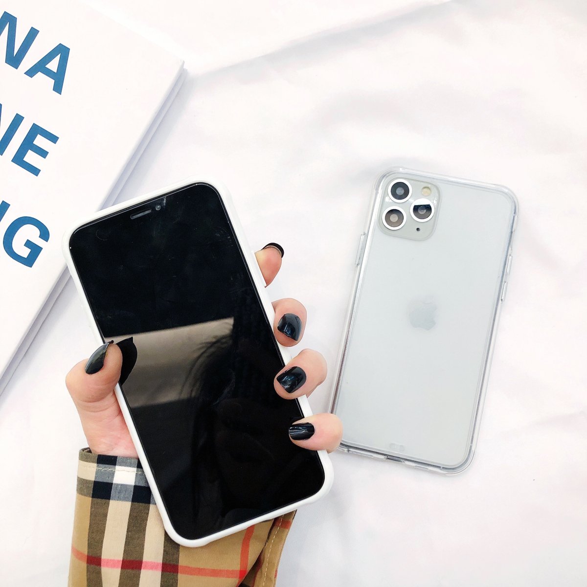 Two-color matte acrylic anti-shock phone back cover